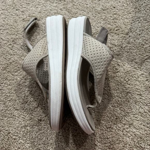 Clarks Cloudsteppers Drift Blossom Women's Wedge Sandals Light Taupe Size 9 - Picture 7 of 11